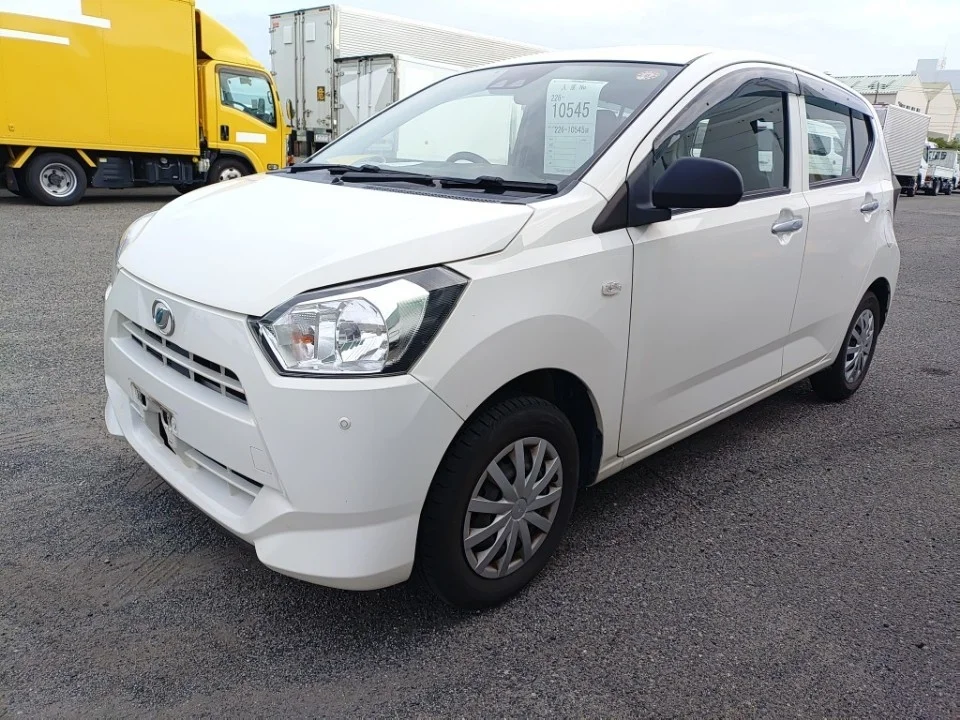 Daihatsu Mira e:S LA350S 2021